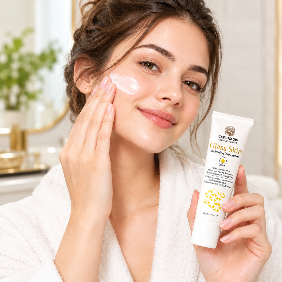 Catchglow Natural Beauty Glass Skin Day Cream 30g – Radiance & Hydrating Skincare